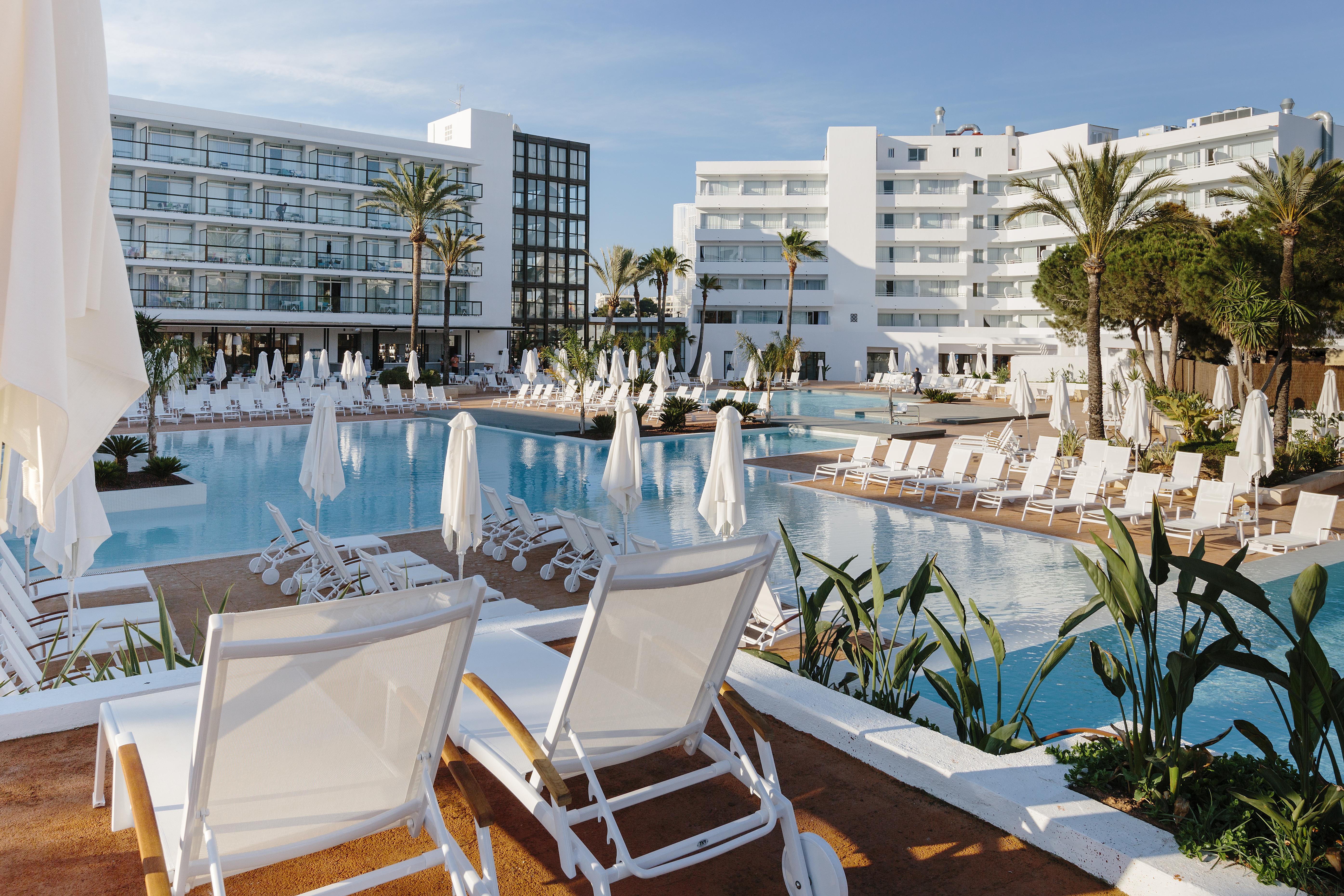 Aluasoul Ibiza - Adults Only Hotel Es Cana Kültér fotó